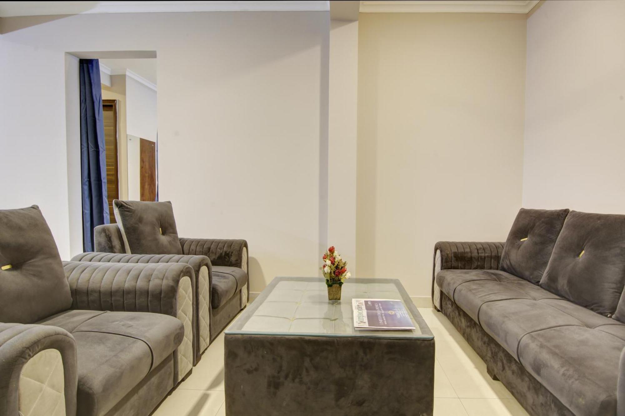 Limewood Stay - Executive Huda City Center Gurgaon Exterior photo