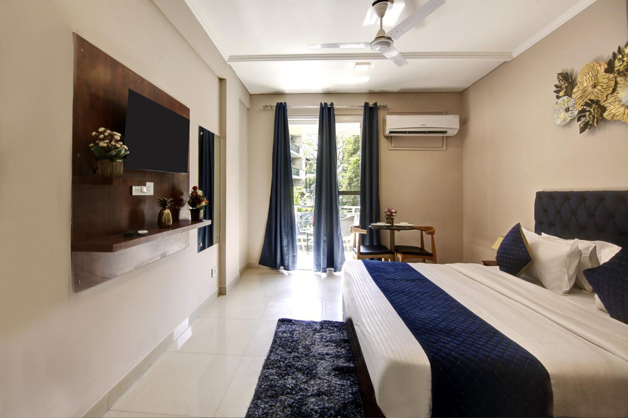 Limewood Stay - Executive Huda City Center Gurgaon Exterior photo